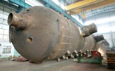 舞阳钢厂建功东方锅炉厂生产的60万超临界汽包