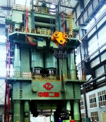舞阳钢厂建功亚洲最大的8万吨模锻压机